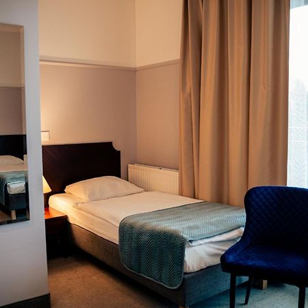 גדינייה Hotel Kuracyjny Spa & Wellness מראה חיצוני תמונה