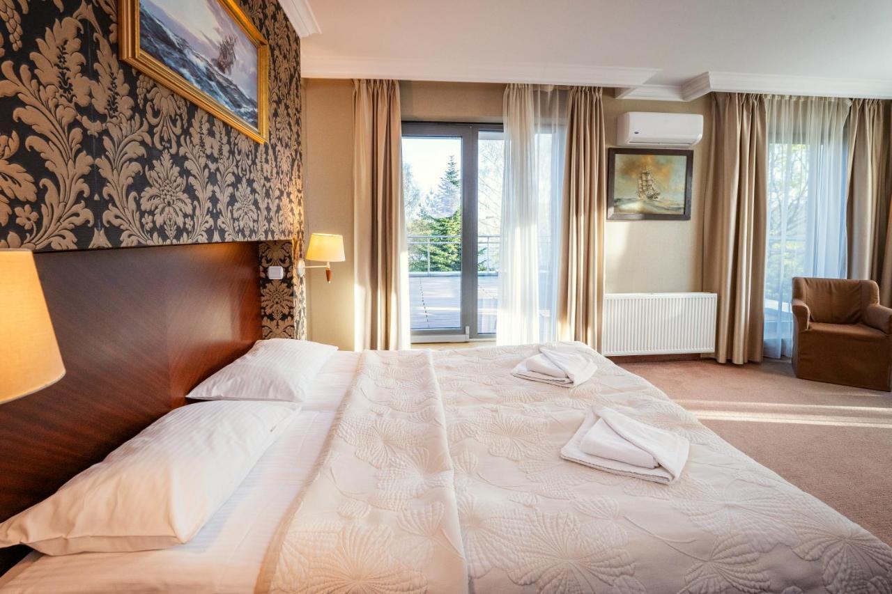גדינייה Hotel Kuracyjny Spa & Wellness מראה חיצוני תמונה
