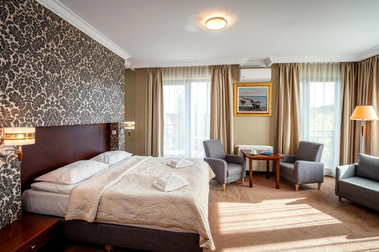 גדינייה Hotel Kuracyjny Spa & Wellness מראה חיצוני תמונה
