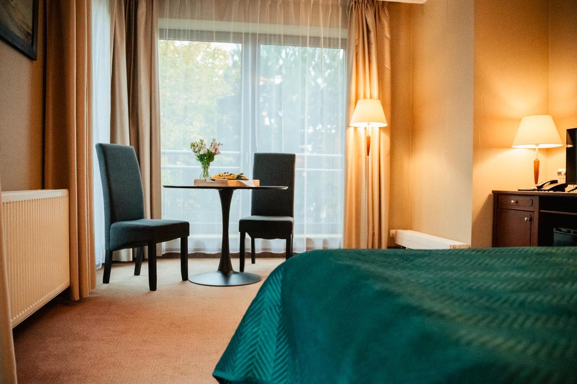 גדינייה Hotel Kuracyjny Spa & Wellness מראה חיצוני תמונה