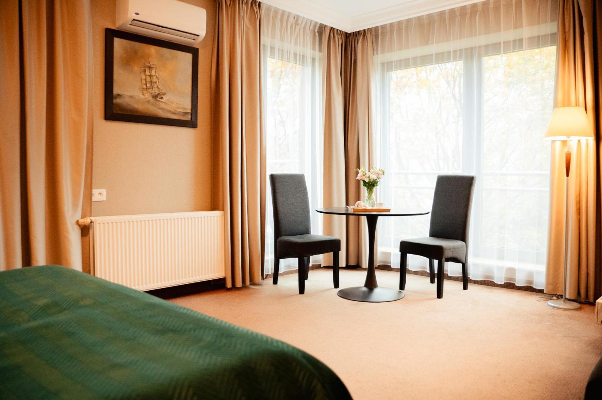 גדינייה Hotel Kuracyjny Spa & Wellness מראה חיצוני תמונה