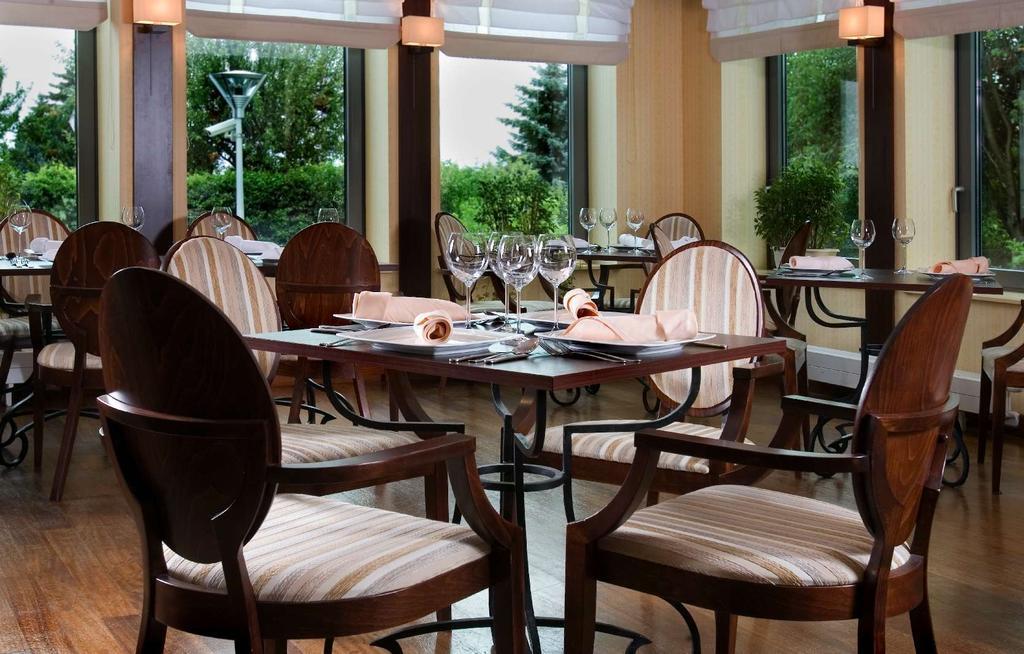 גדינייה Hotel Kuracyjny Spa & Wellness מראה חיצוני תמונה